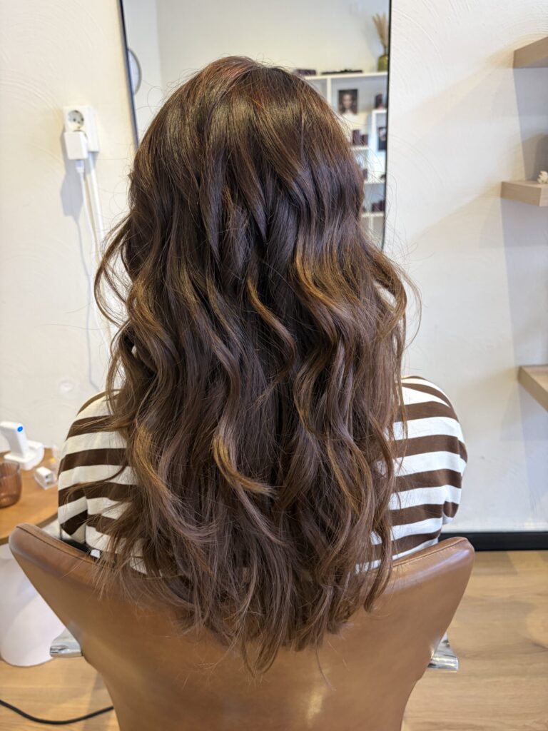 Bruine haarkleuring bij The Headspa Salon Hilversum