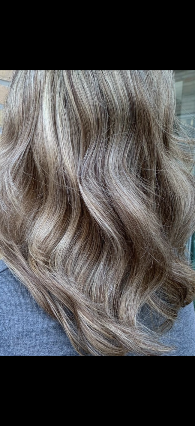 IMG_9641 londe highlights en balayage bij The Headspa Salon Hilversum