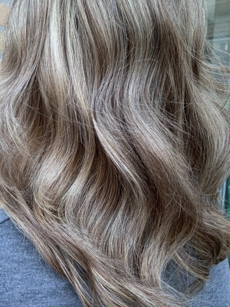 londe highlights en balayage bij The Headspa Salon Hilversum